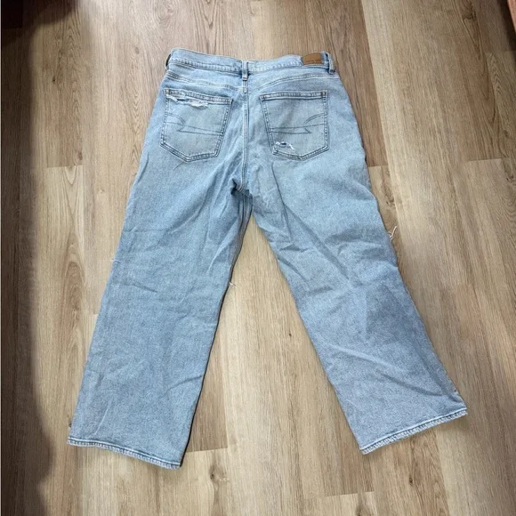 American Eagle Jeans - Picture 2 of 4